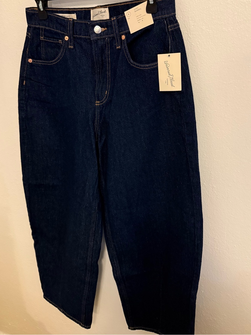 Universal Thread Easy Barrel Jean - Picture 3 of 5